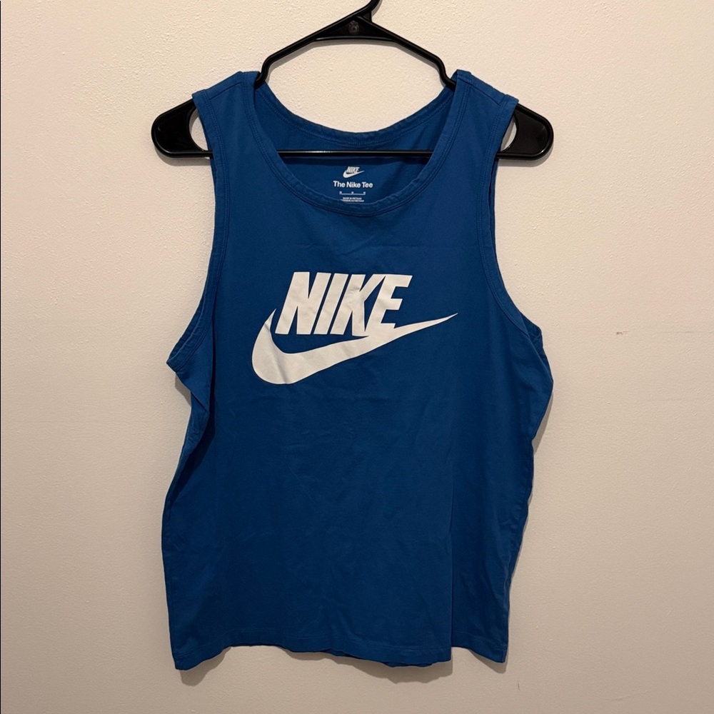 Men’s Nike blue tank top